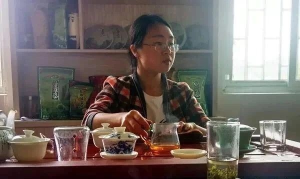 【茶人新秀】徐朝莉---一心向茶的农家妹子