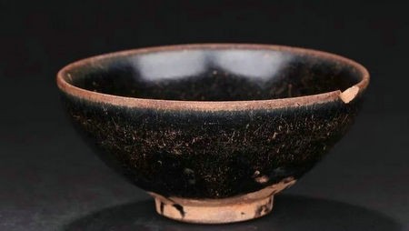 两宋权贵争相追逐、文人墨客爱不释手的小碗到底牛在哪里？