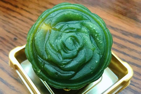 中秋吃月饼，茶来解油腻