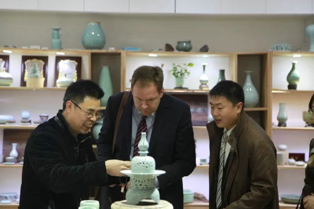 3da21293bd81b1e4139350eb5125b930.jpg 3da21293bd81b1e4139350eb5125b930.jpg