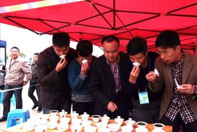 7ab447f6817364d7b182607cdab3dfdd.jpg 7ab447f6817364d7b182607cdab3dfdd.jpg