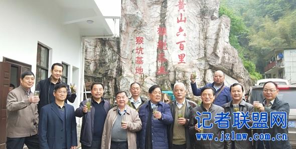 b6f5ccf8d0235ffdd7edef80887e46dd.jpg b6f5ccf8d0235ffdd7edef80887e46dd.jpg