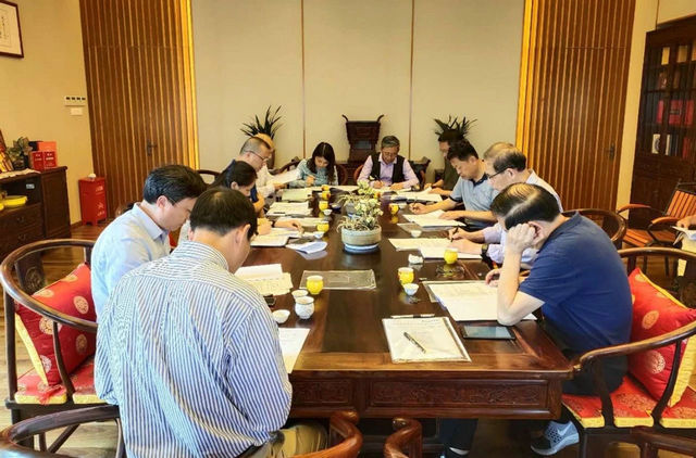 f09f19f9467e3d8cc825ec74cd9b6173.jpg f09f19f9467e3d8cc825ec74cd9b6173.jpg