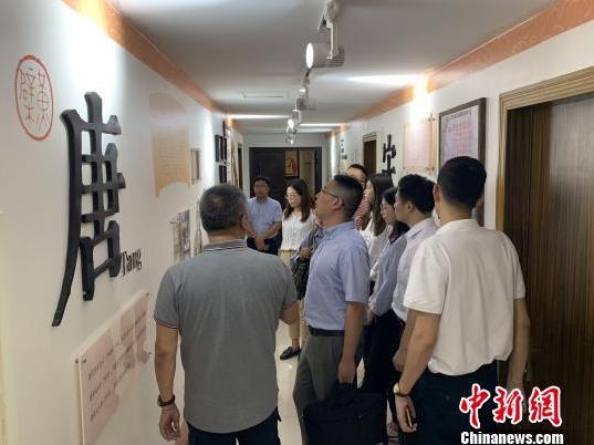 fcdc2a452ce21a1c1fe32c562d548cf5.jpg fcdc2a452ce21a1c1fe32c562d548cf5.jpg