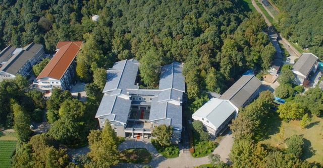 0534fc50d38481f143b548fb413f2887.jpg 0534fc50d38481f143b548fb413f2887.jpg