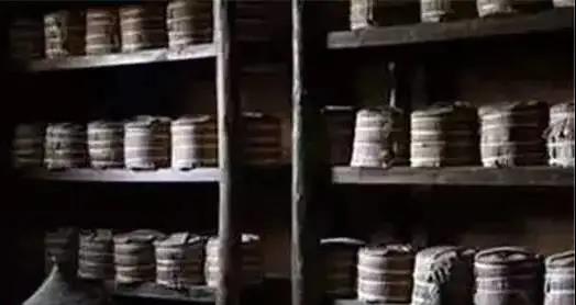 f8d1ba7582a3c4996f39b4a1b4c2ddc6.jpg f8d1ba7582a3c4996f39b4a1b4c2ddc6.jpg