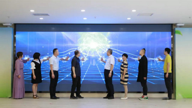 0e351fc5e7ffb75a87236f4c2daa0967.jpg 0e351fc5e7ffb75a87236f4c2daa0967.jpg