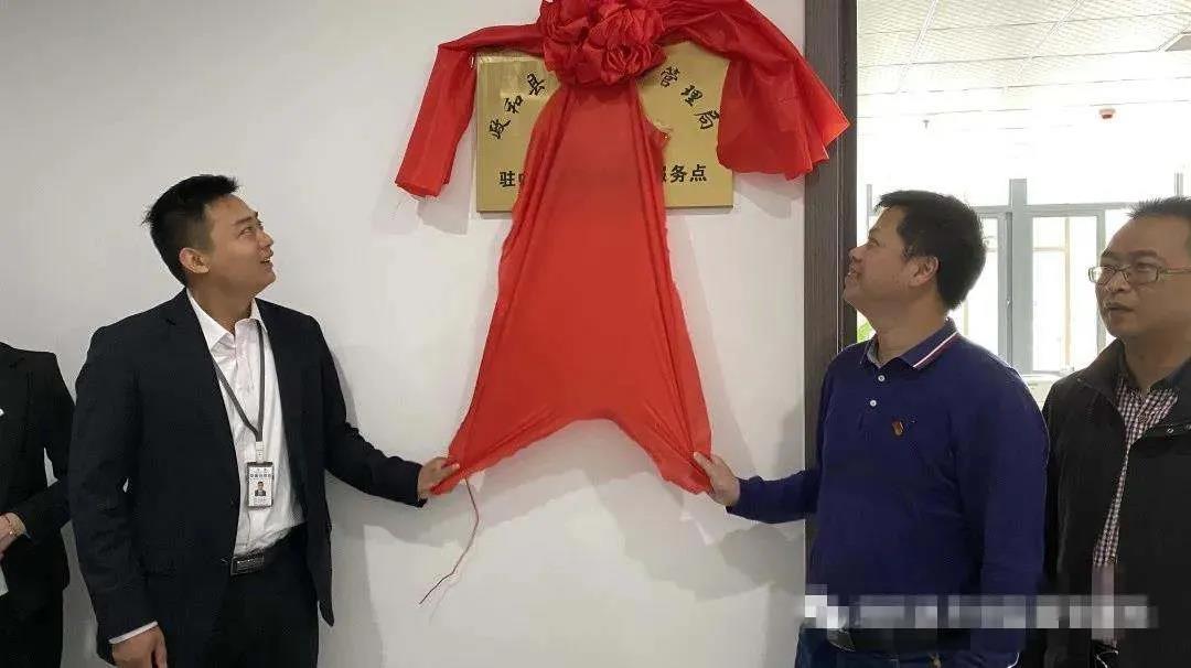 5cf90ef9329fbdb5d0a5d6df6325e1ec.jpg 5cf90ef9329fbdb5d0a5d6df6325e1ec.jpg