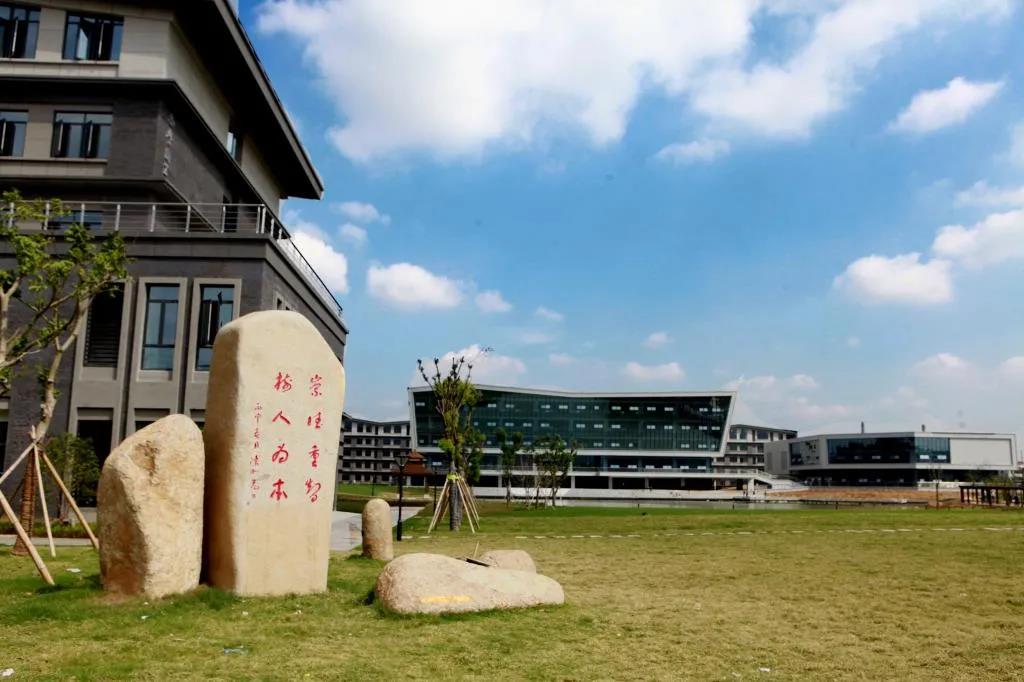 ae8ffc23322a256e6833771496649d64.jpg ae8ffc23322a256e6833771496649d64.jpg