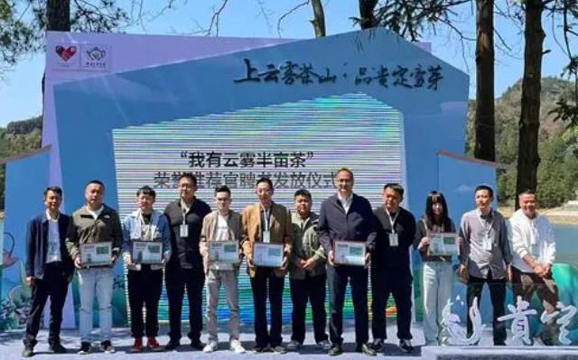 2167d898e80d68dd4cf182285825b9fe.jpg 2167d898e80d68dd4cf182285825b9fe.jpg